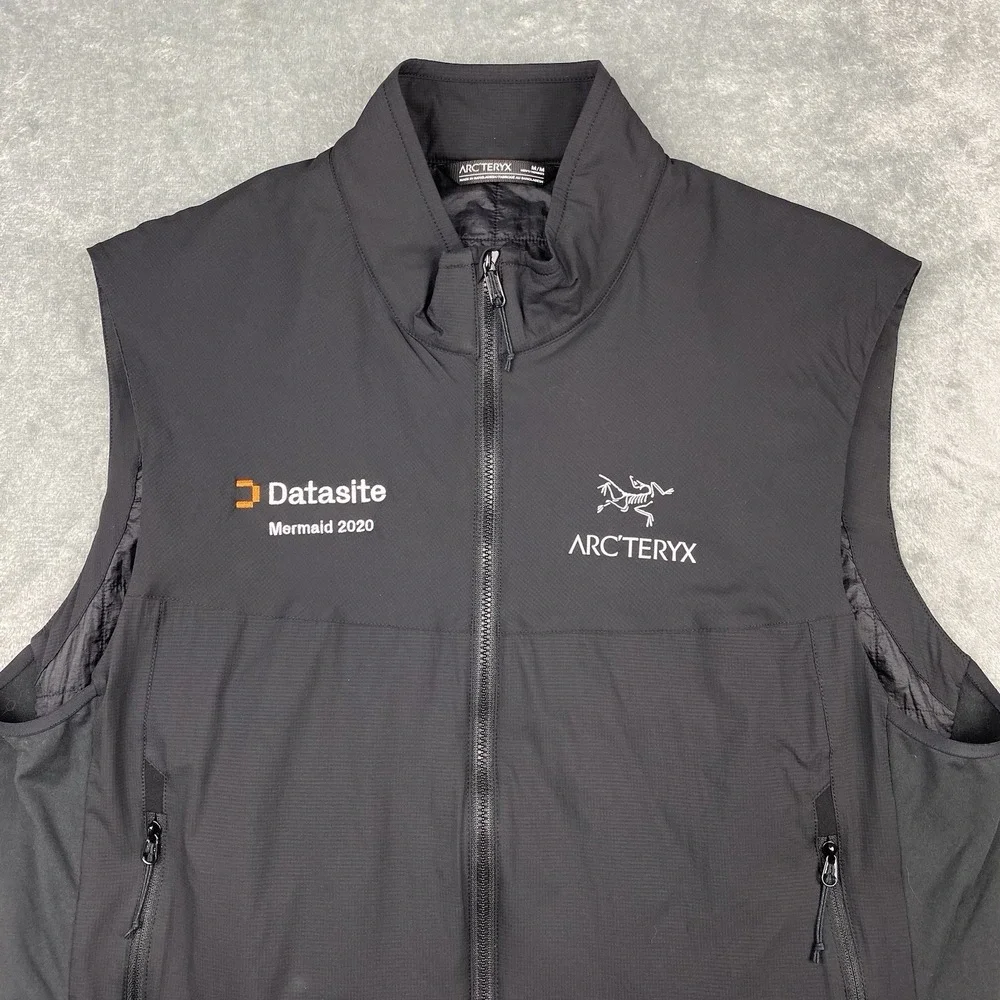 Arcteryx Atom SL Vest Mens Sz M Black Insulated Lightweight Pockets Company Logo